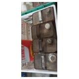 Paint solvent and paint tinner