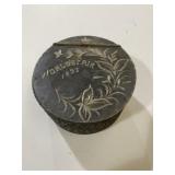 round metal souvenir box 1893 World's Fair