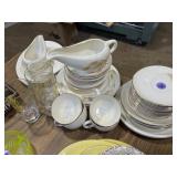 Homer Laughlin Golden Wheat dinnerware set w/ 22K