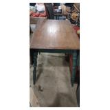 Small 2 leaf dinning table no chairs down