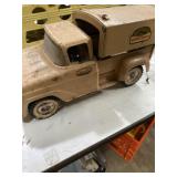 vintage Tonka Sportsman truck