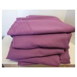 6 Plum Purple Rectangular Tablecloths, 1 Round -