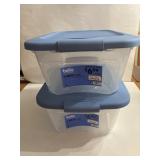 2-2 quart plastic tubs with locking lid
