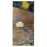 Craftsman tap ans die set missing some components