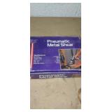 Pneumatic metal shear