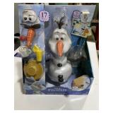 Frozen switching ï¿½em up Olaf toy in package