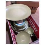 Lot of decorative plastic dinnerware