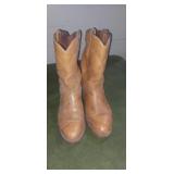 Tan leather boot size 10.5 mens