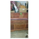 Roos Chest Ceader chest with linen shelf