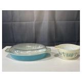 Pyrex Turquoise casserole dish w/ lid & Amish