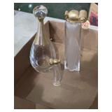 Christian Dior J'adore Eau de Parfum bottle and