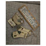 Lot of 3 small laundry signs