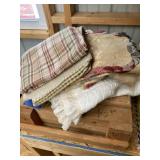 Placemats and wooden box