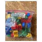 18 of each color building blocks