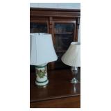 2 miss matched table lamps