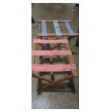 2 wooden folding luggage racks