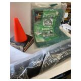 6ï¿½ x 8ï¿½ standard duty tarp, 4 Franklin boundary