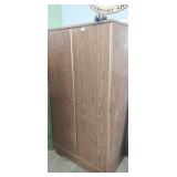 Wardrobe no shelfs 34x21x60in