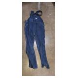 Round house brand bib overalls unknow size