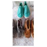 Women sz 7 shoes, 2 Blowfish gray & gold & 1