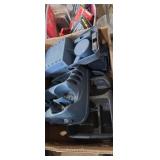 Automotive center console cup holders