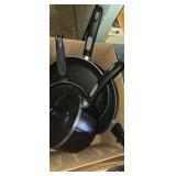 Cooking pans and pot with lid