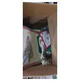 Place mats , pot holders , and cloth napkins