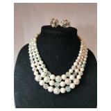 Vintage 3 white / silver/ clear beaded necklace