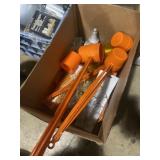 Long measuring cups, disposable cups, shakers,