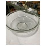 Clear Pyrex mixing bowl