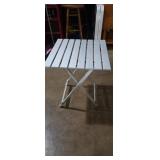 Aluminum outdoor folding table