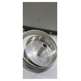 Cake pans
