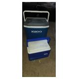 Igloo legend 6 small cooler and larger igloo