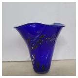 Signed Sharon Owen's art glass vase 8.5in tall