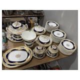 40+ pieces Coalport #1047 service dinnerware set