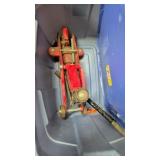 Working Jack with tote