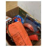 Marine items, including magnet rescue rope, Belge