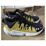 Size 8 Under Armour Women's Flow Breakthru 4