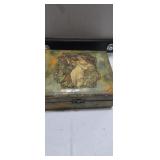Cardboard trinket / jewelry box with lady