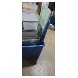 Plastic totes with lids