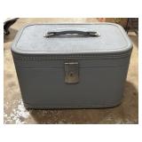 14x9x9 vanity case
