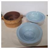 2 Luray blue bowls 8.5in diameter and bean pot