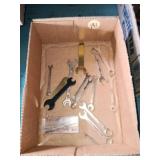 Small wrenches in flat