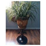 Pedestal plant stand with artificial plant 26"