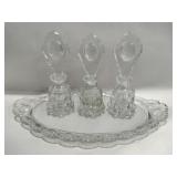 L. E. Smith Glass beaded medallion pattern vanity