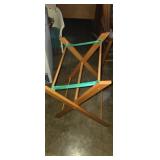 Tray stand