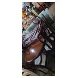 Thomasville cherry finish sold wood dinning table