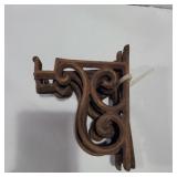 4 cast iron shelf brackets 5.5in x 4in