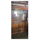 7 drawer dresser with lighted detachable mirror