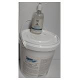 New 400 Wipes ! & Specialty Soap With Pump